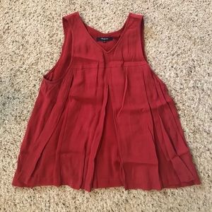 Size 4 Red Madewell top
